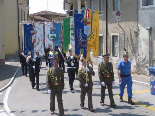 I Gonfaloni dei Comuni vicinori - (Foto Arch. Francescutti G.)