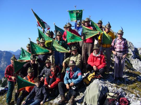 Foto dei partecipanti in Cima al Vildiver - (Arch. De Monte Sergio)