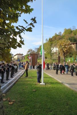 L'Alzabandiera-Foto di G.Francescutti