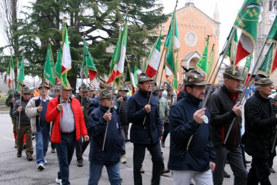 I Gagliardetti-Foto di Angelo Dalla Torre