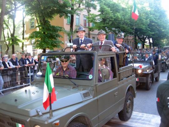 Sfilano i nostri reduci-Arch. G.Francescutti
