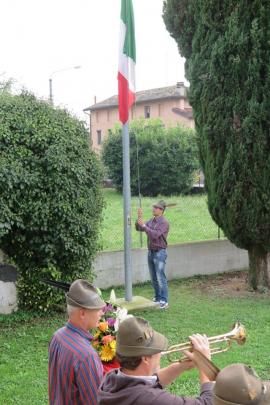 Alzabandiera-Foto di G.Francescutti