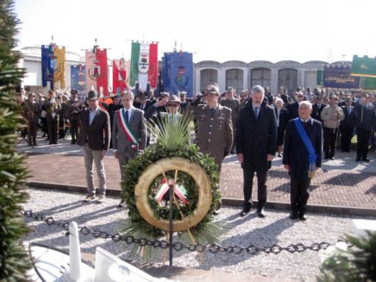 Dep. corona al Monumento Nave Galilea