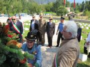 Deposizione corone al Monumento-Foto di G.Francescutti