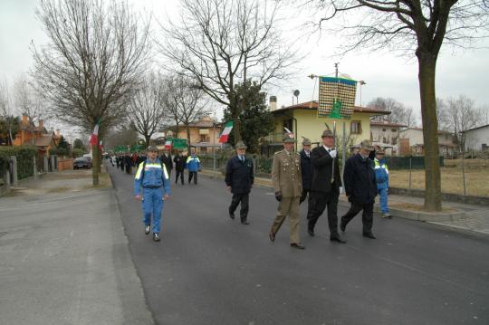 Sfila il Labaro Nazionale (Foto Pellissetti)