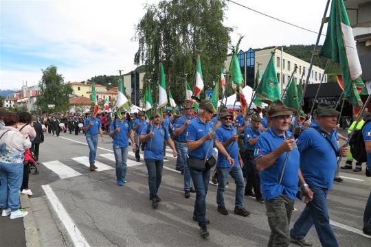 Gagliardetti-Foto di G.Francesccutti