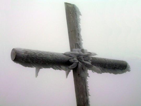 2008-Escur. Sez.- La croce dello Jôf di Miezegnòt (Arch. Bisaro Giuseppe)